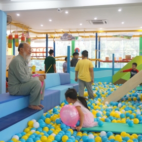 Khu vui chơi Tomato Kids 