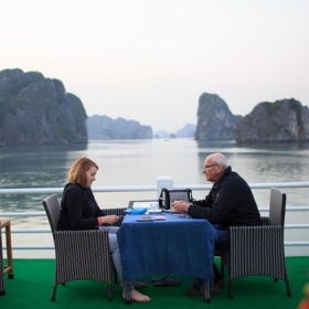 Du Thuyền Royal Wings