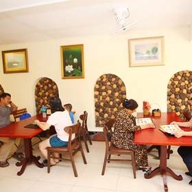 Nhà hàng Chay Hoa Mây