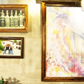 Nhà hàng Vintage Wine Club since 1885	