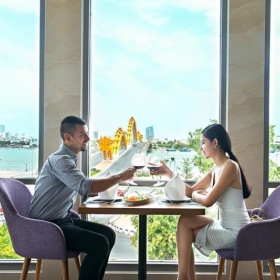 Khách sạn Bông Hồng