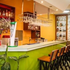 Nhà hàng Daluva Restaurant