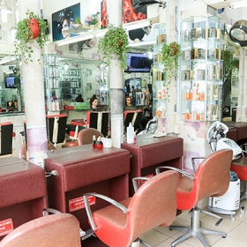 Hair Salon Mắt Trần