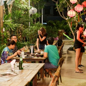 Nhà Hàng Hell Bull BBQ N Beer Q2