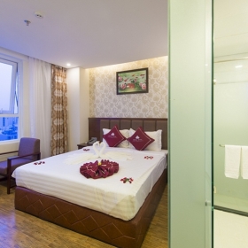 Khách sạn Crystal Đà Nẵng