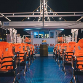 Du thuyền Mỹ Xuân