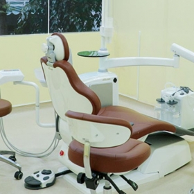 Nha Khoa Quốc Tế Emis