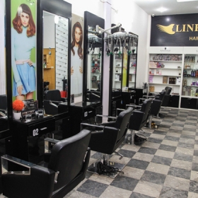 Linh Moon Hair Salon