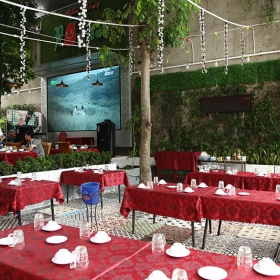 Nhà Hàng Hòn Đất