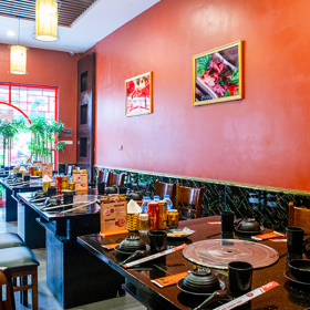 Lẩu nấm Hoàng Gia