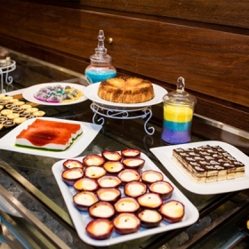 Nhà hàng Buffet Sen Xanh