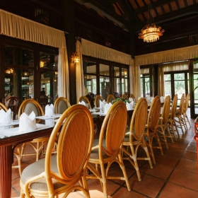 Lăng Cô Beach Resort 