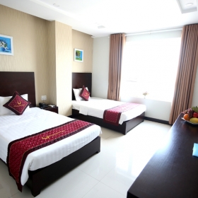 Khách sạn Hương Sơn