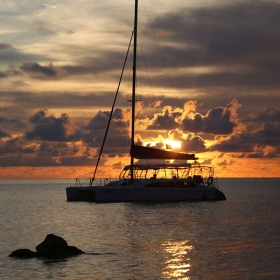 Du thuyền Vega Yacht