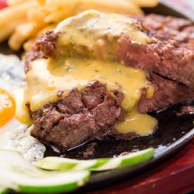 Nhà hàng Món Ngon Phố