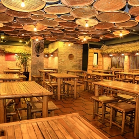 Nhà Hàng Gà Đất 