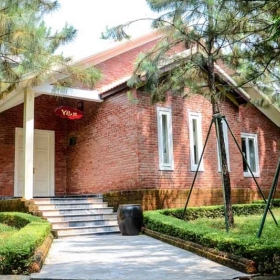 Hoàng Long Resort 3 sao Thạch Thất