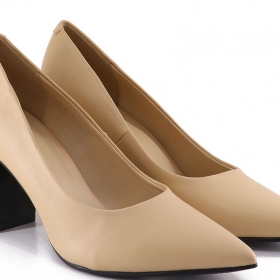 Hệ thống giày dép - Túi xách Bata 