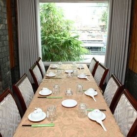 Nhà hàng Những Chàng Trai