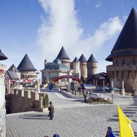 Công ty TNHH Dịch vụ Du lịch Hội Đà