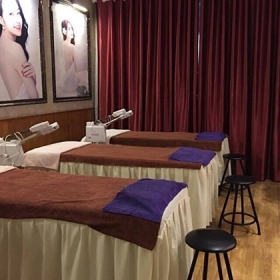 Dolphin Spa & Cosmetic