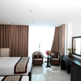 Khách Sạn Lucky Tiêu Chuẩn 3 Sao