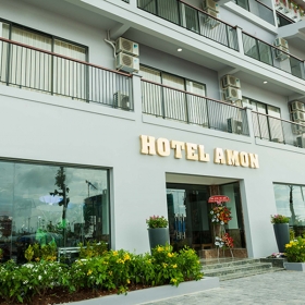 GREEN HOTEL MANAGEMENT