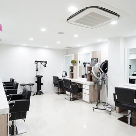 Hệ thống làm đẹp Zema Beauty & More