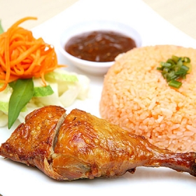 Nhà hàng Cơm gà da giòn 