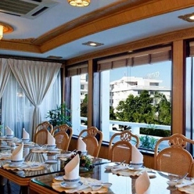 Khách sạn Hương Giang Huế