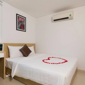 Khách sạn Love 3 sao Nha Trang