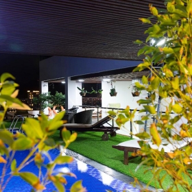 CÔNG TY TNHH HẢI YẾN BIRD - KHÁCH SẠN APUS NHA TRANG