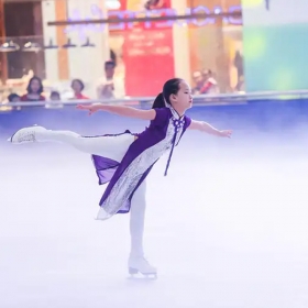 Ice Rink Landmark 81