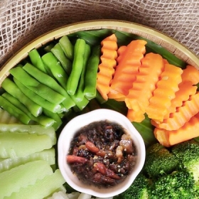 Nhà hàng cơm Gia Viên Việt Nam