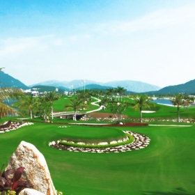 Diamond Bay Golf