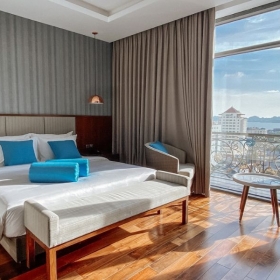 Khách sạn D' Lecia