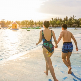 HÒN DẤU HOLIDAY RESORT