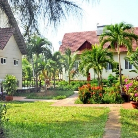 Hương Phong Hồ Cốc Beach Resort 