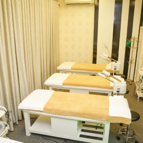 Viện thẩm mỹ Á Châu