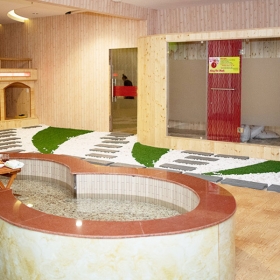 NHẤT PHẨM HOÀNG GIA SPA