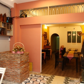 K Vegetarian Cafe & Restaurant old