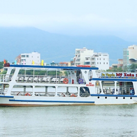 Du thuyền Mỹ Xuân