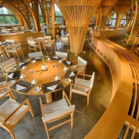 Naman Retreat Resort 5 sao