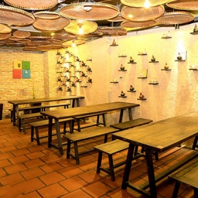 Nhà Hàng Gà Đất 