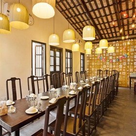 Nhà hàng Việt Phố