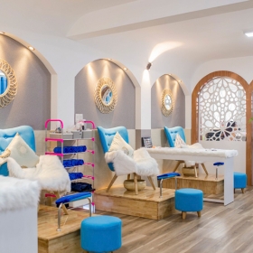 Deminus - Spa, Nails - Yoga