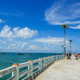Golden Beach Tourist