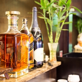 Nhà hàng Long Đình