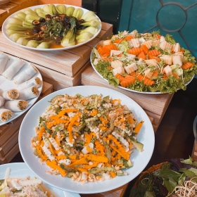 Nhà hàng Tính Không Chay