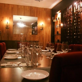 Mapa Wine Bar & Grill Restaurant